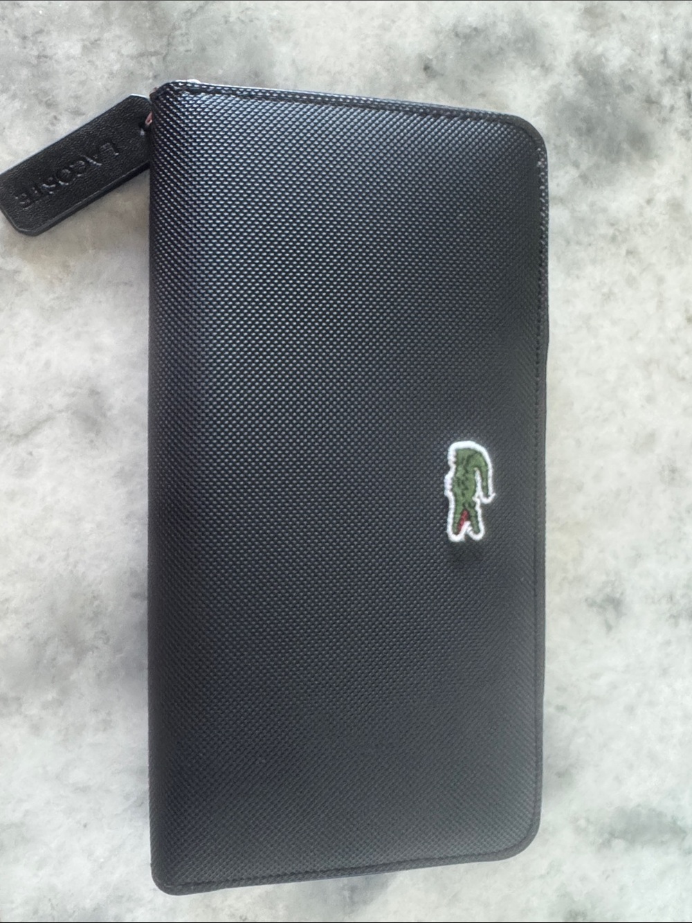 Lacoste Women’s Black Zip 12 Card Holder with Green Crocodile Patch